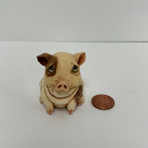 HARMONY BALL COMPANY Pot Bellys Animal Collection Puddles the Pig Treasure Box - Picture 2 of 16